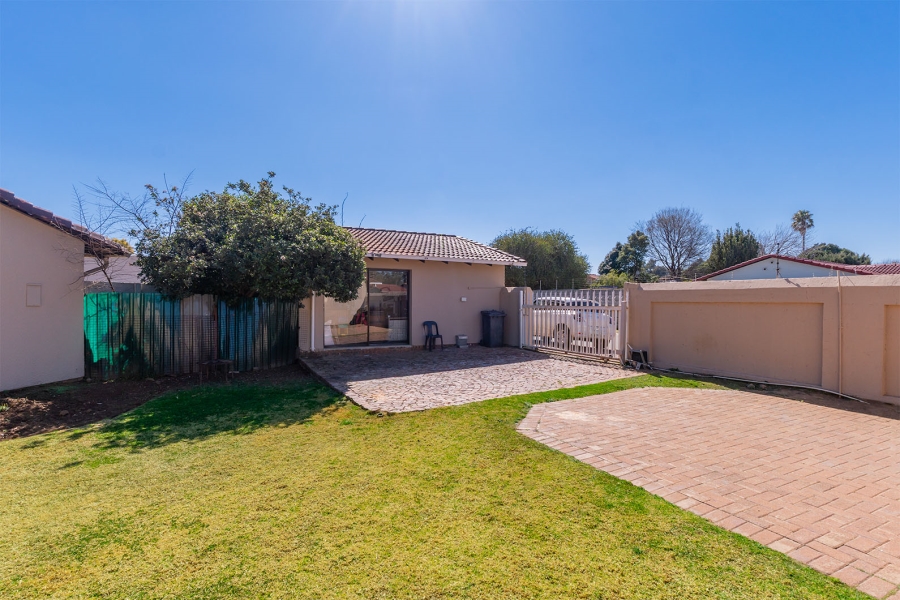 2 Bedroom Property for Sale in Huntingdon Gauteng