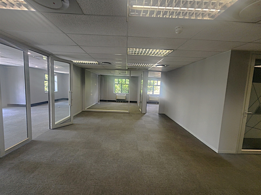 To Let Commercial Property for Rent in Wierda Valley Gauteng