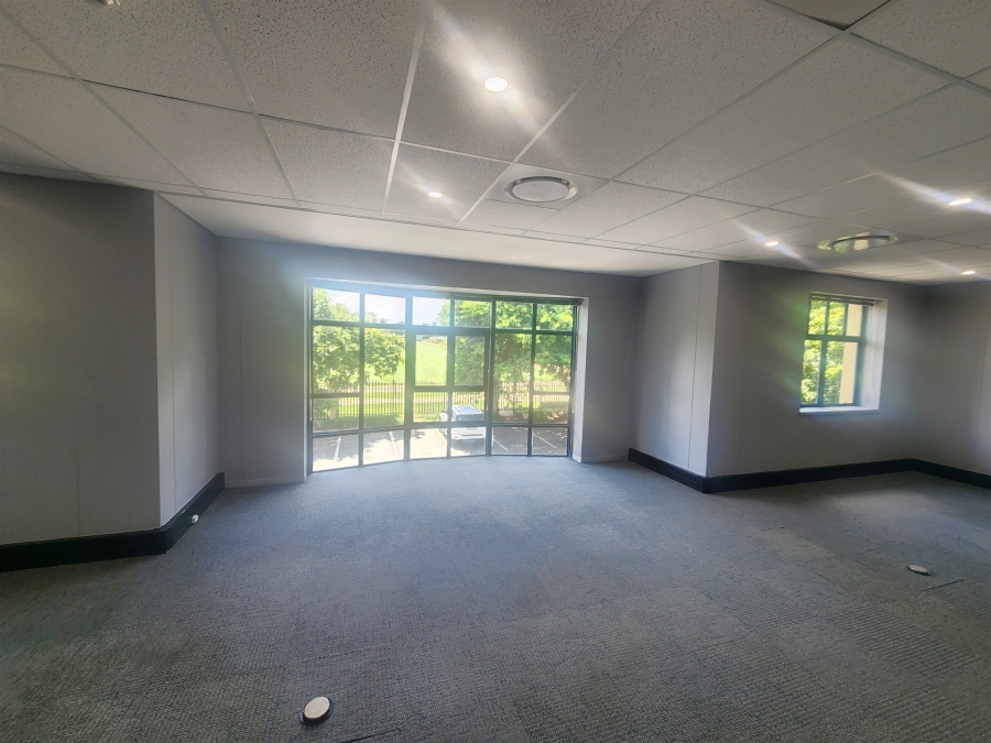 To Let Commercial Property for Rent in Wierda Valley Gauteng