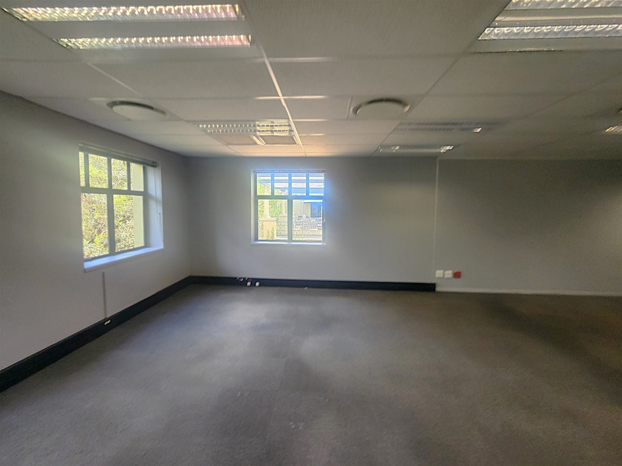 To Let Commercial Property for Rent in Wierda Valley Gauteng