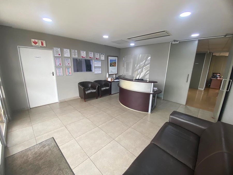 To Let Commercial Property for Rent in Randjespark Gauteng