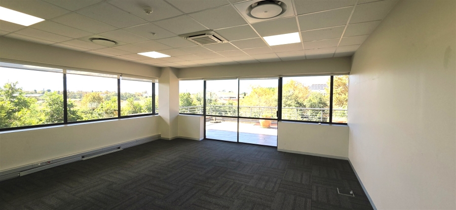 To Let Commercial Property for Rent in Gallo Manor Gauteng