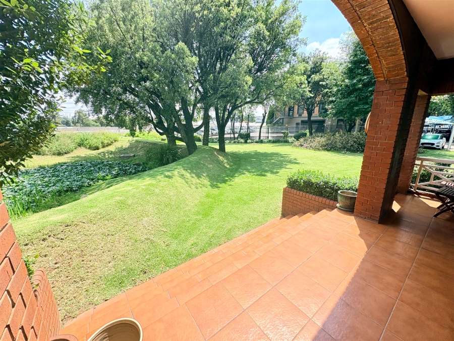 To Let Commercial Property for Rent in Bedfordview Gauteng