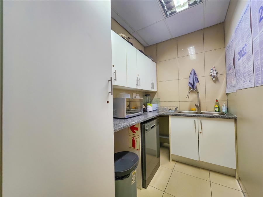 To Let Commercial Property for Rent in Fourways Gauteng