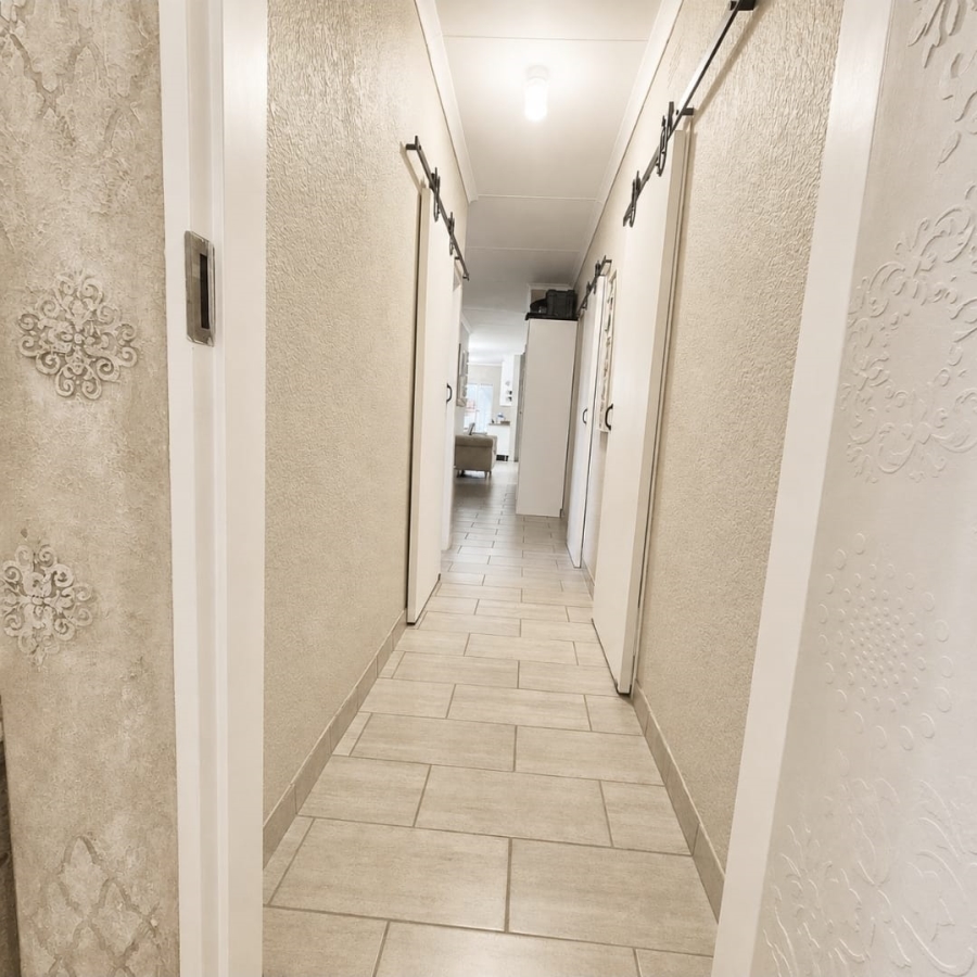 3 Bedroom Property for Sale in Kenmare Gauteng