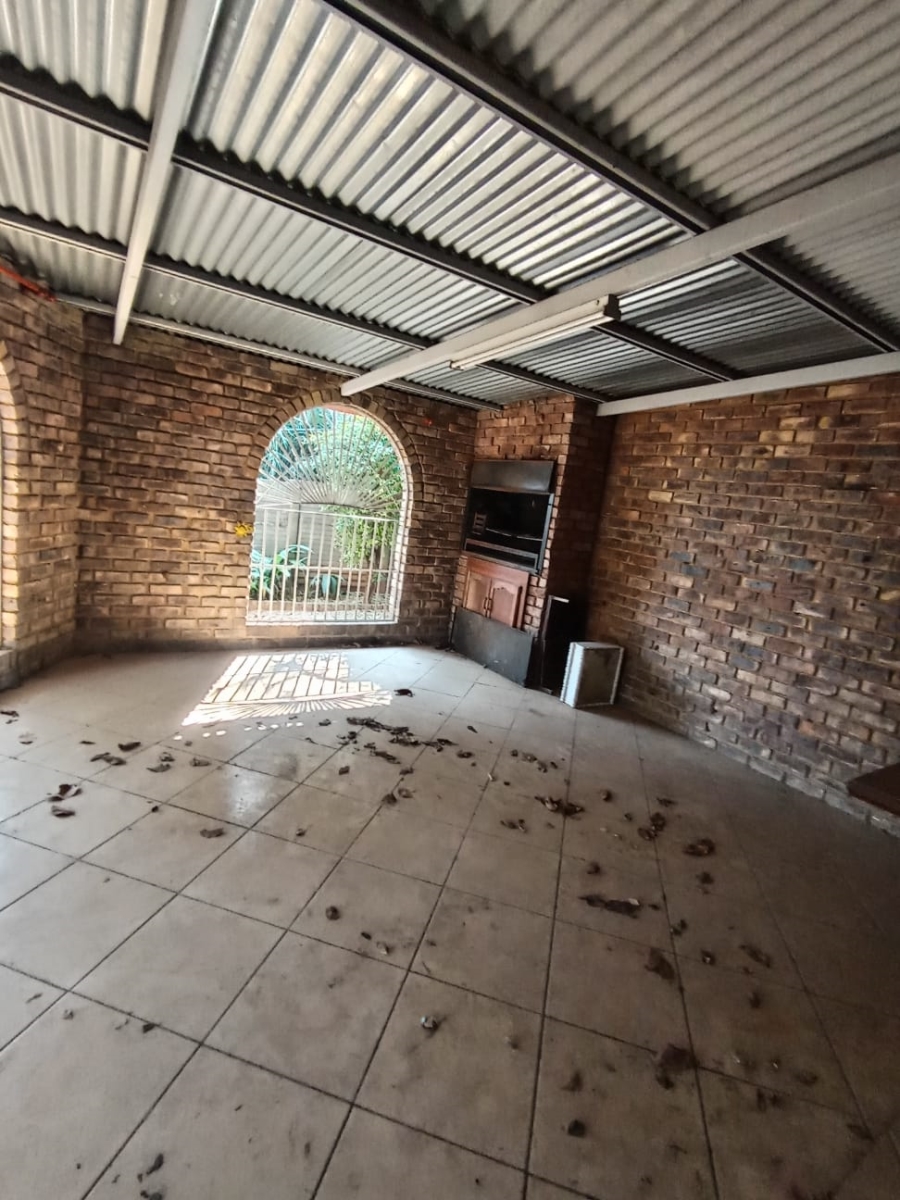 3 Bedroom Property for Sale in Pretoria North Gauteng