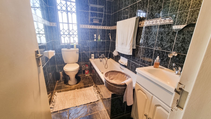 4 Bedroom Property for Sale in Kyalami Gauteng