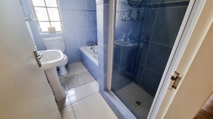 4 Bedroom Property for Sale in Kyalami Gauteng