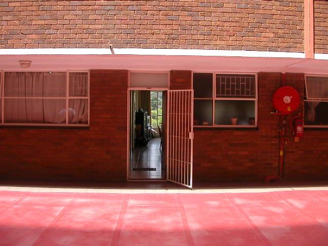 To Let 2 Bedroom Property for Rent in La Montagne Gauteng