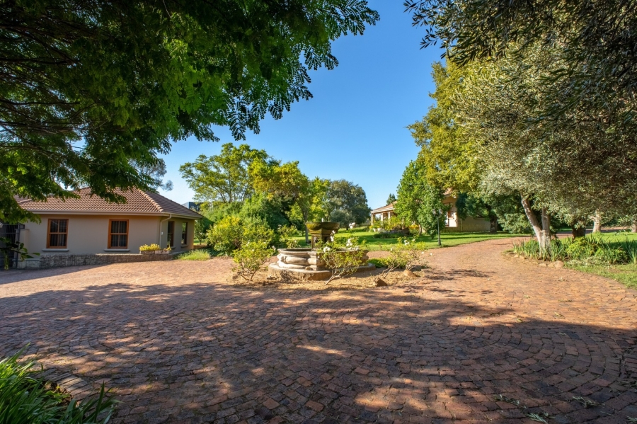 Commercial Property for Sale in Lanseria Gauteng