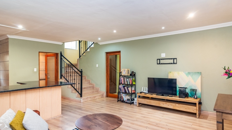 2 Bedroom Property for Sale in Amorosa Gauteng
