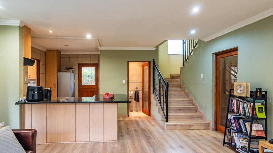 2 Bedroom Property for Sale in Amorosa Gauteng