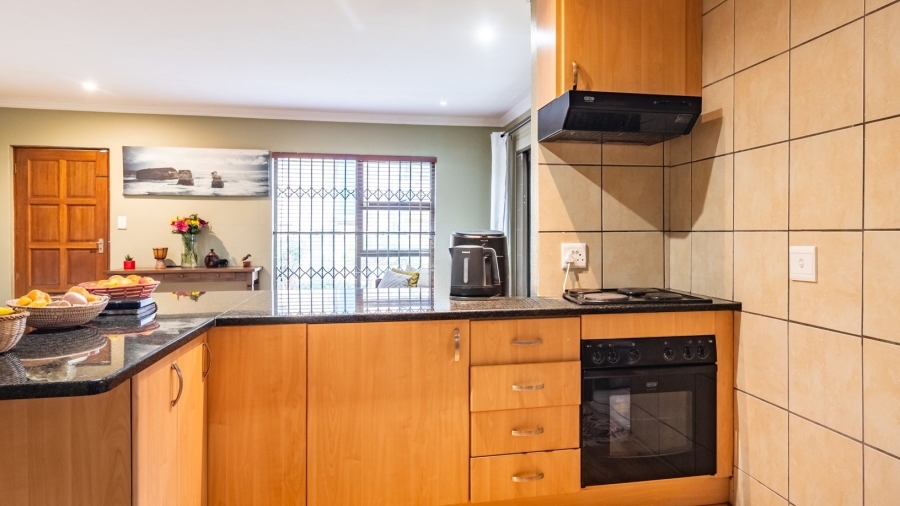 2 Bedroom Property for Sale in Amorosa Gauteng
