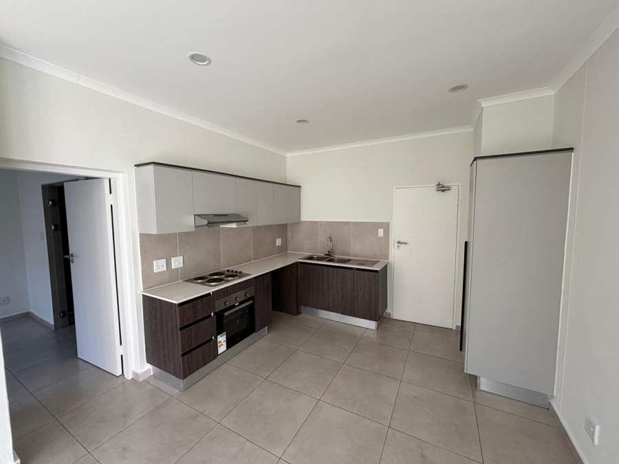 To Let 1 Bedroom Property for Rent in Greenstone Hill Gauteng