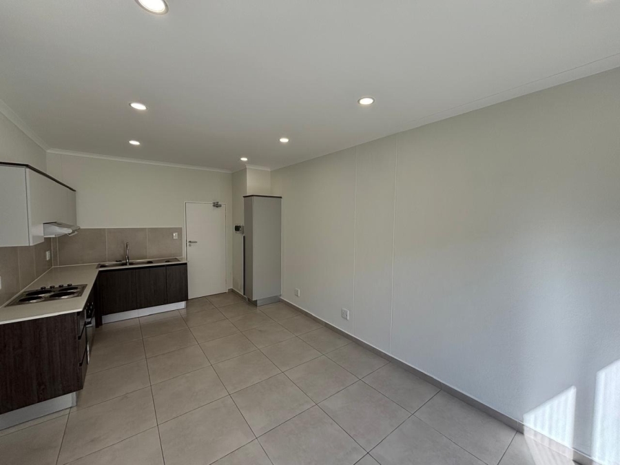 To Let 1 Bedroom Property for Rent in Greenstone Hill Gauteng