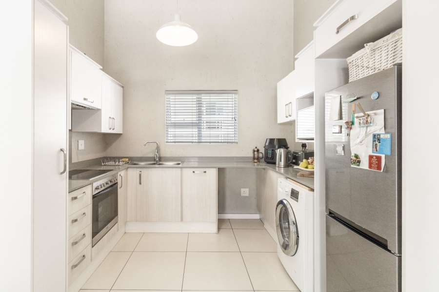 To Let 2 Bedroom Property for Rent in Paulshof Gauteng