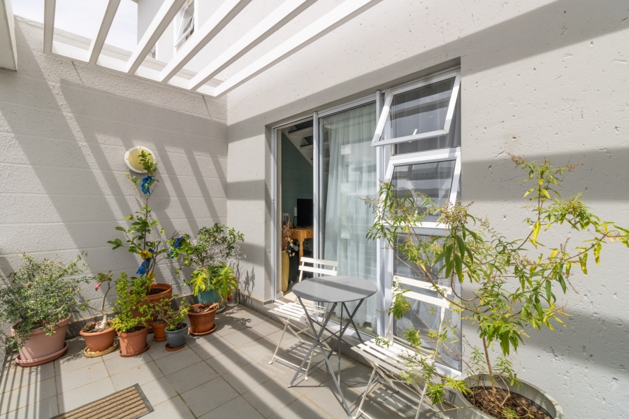 To Let 2 Bedroom Property for Rent in Paulshof Gauteng