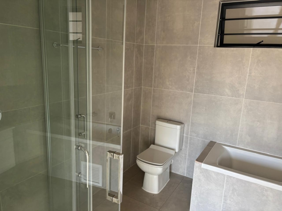 To Let 1 Bedroom Property for Rent in Greenstone Hill Gauteng