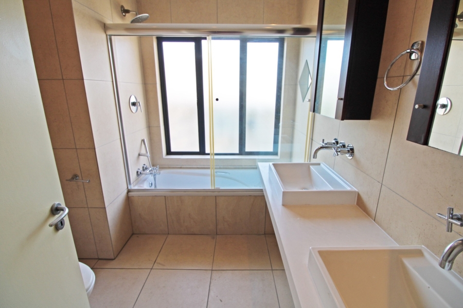 To Let 3 Bedroom Property for Rent in Bryanston Gauteng