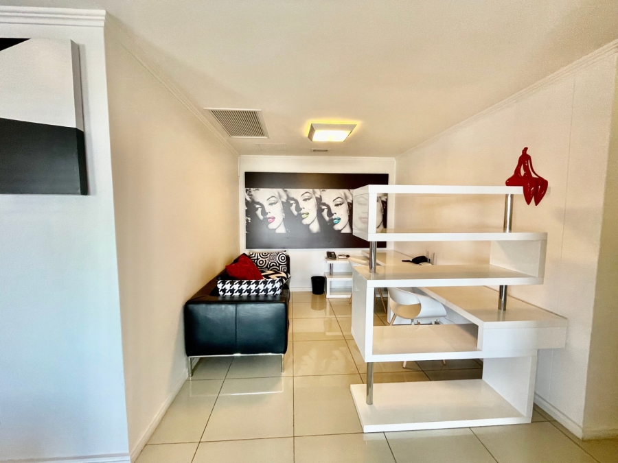 To Let 2 Bedroom Property for Rent in Morningside Gauteng