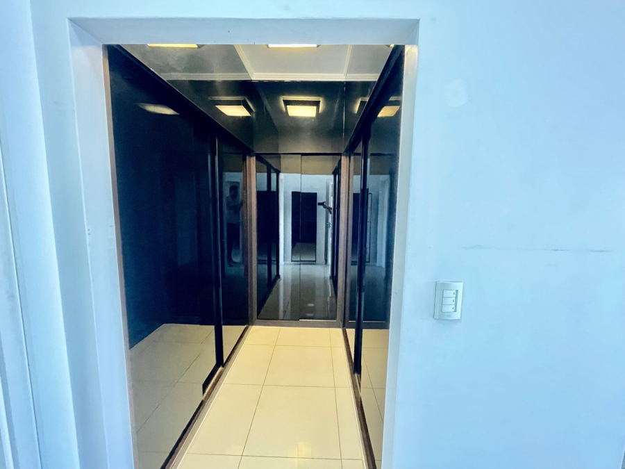 To Let 2 Bedroom Property for Rent in Morningside Gauteng
