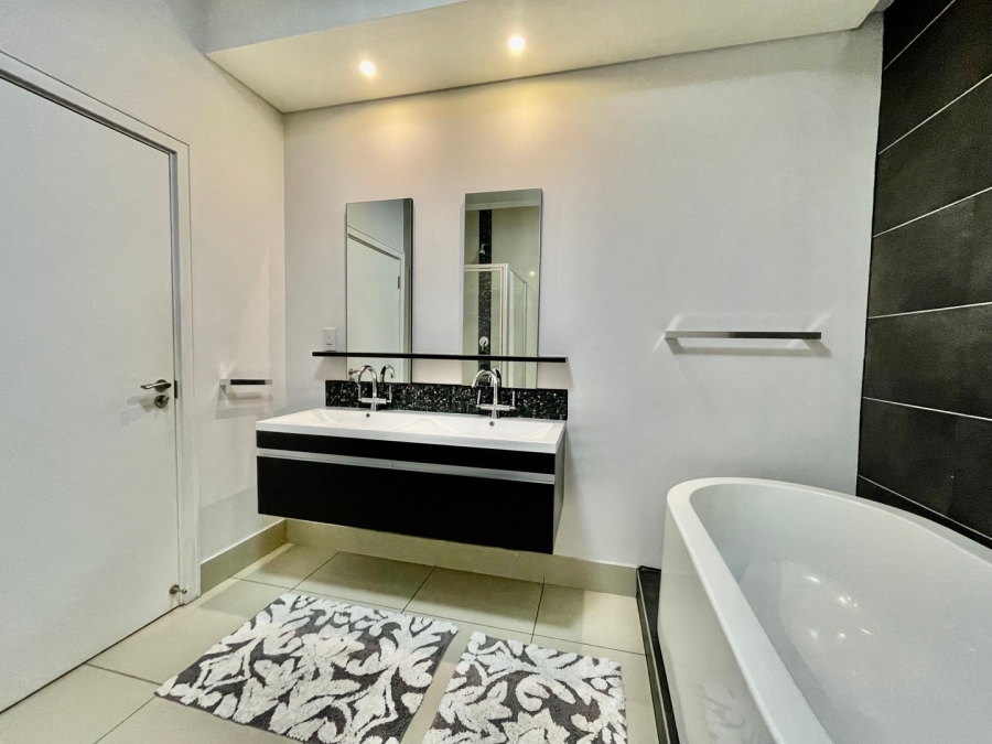 To Let 2 Bedroom Property for Rent in Morningside Gauteng
