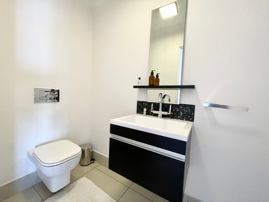 To Let 2 Bedroom Property for Rent in Morningside Gauteng