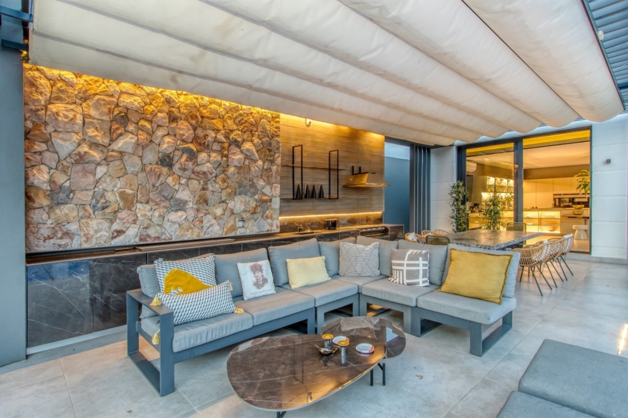 To Let 5 Bedroom Property for Rent in Dainfern Golf Estate Gauteng