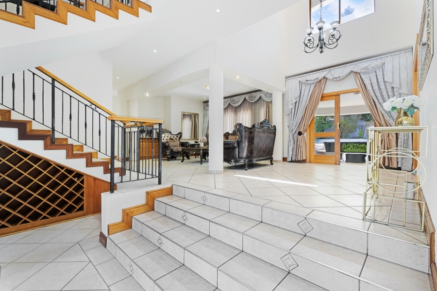 To Let 4 Bedroom Property for Rent in Dainfern Golf Estate Gauteng