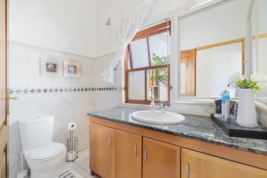 To Let 4 Bedroom Property for Rent in Dainfern Golf Estate Gauteng