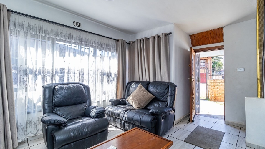 5 Bedroom Property for Sale in Actonville Gauteng