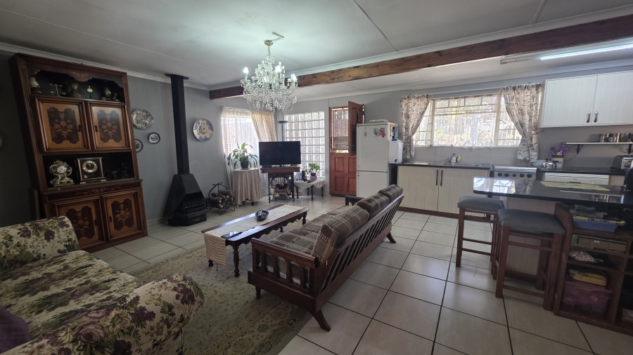 4 Bedroom Property for Sale in Garsfontein Gauteng