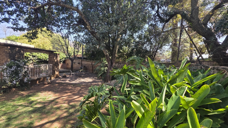 4 Bedroom Property for Sale in Garsfontein Gauteng