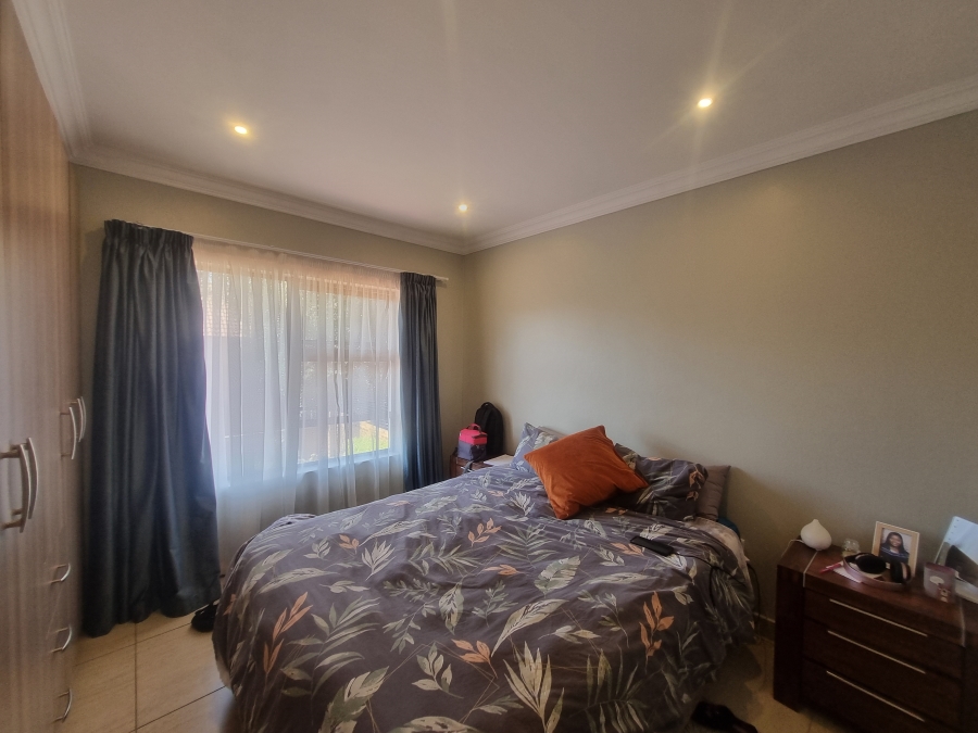 To Let 3 Bedroom Property for Rent in Equestria Gauteng