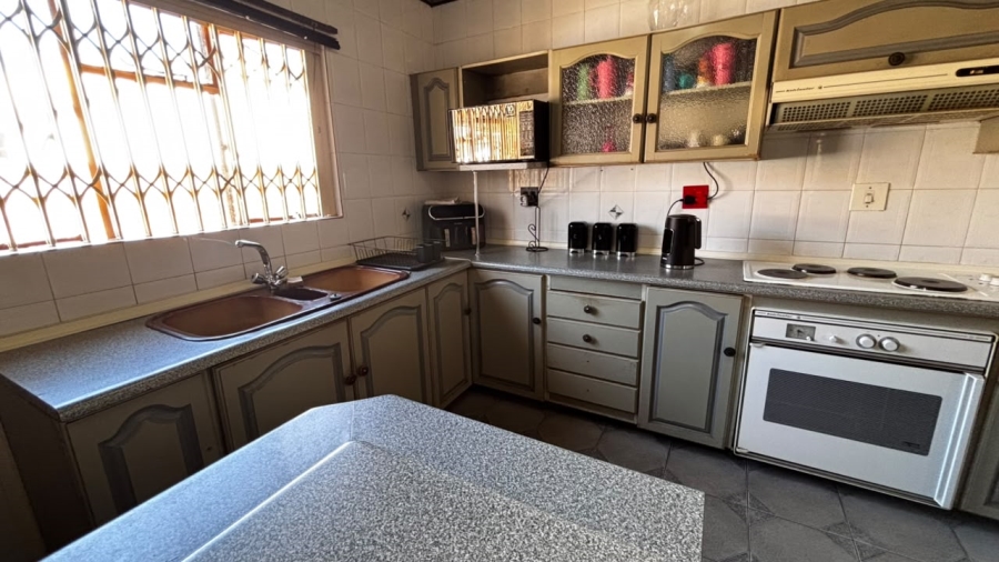 3 Bedroom Property for Sale in Spruit View Gauteng