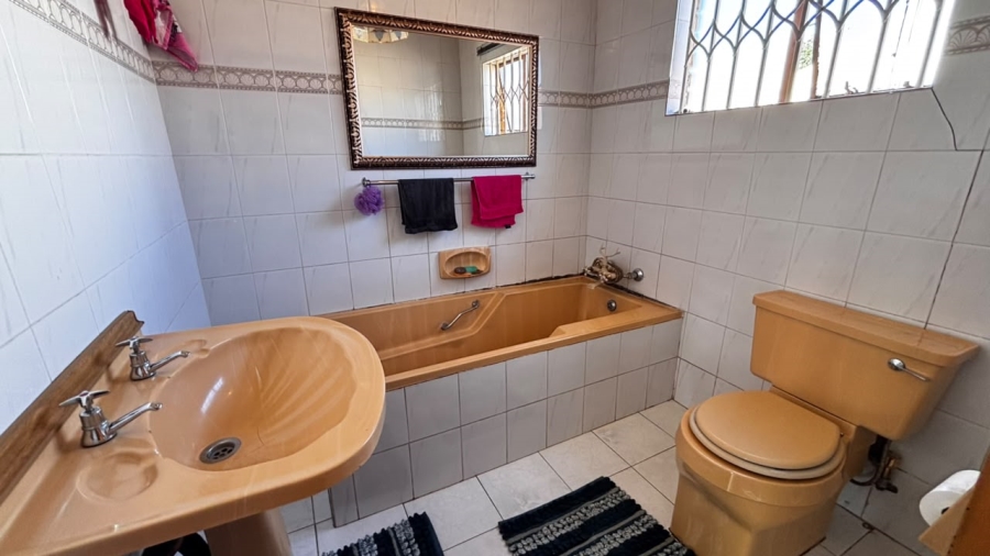 3 Bedroom Property for Sale in Spruit View Gauteng