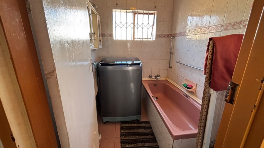3 Bedroom Property for Sale in Spruit View Gauteng