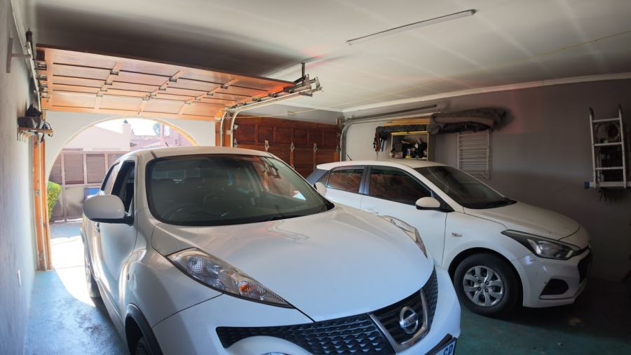 3 Bedroom Property for Sale in Spruit View Gauteng