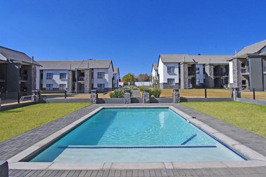 2 Bedroom Property for Sale in Glen Marais Gauteng