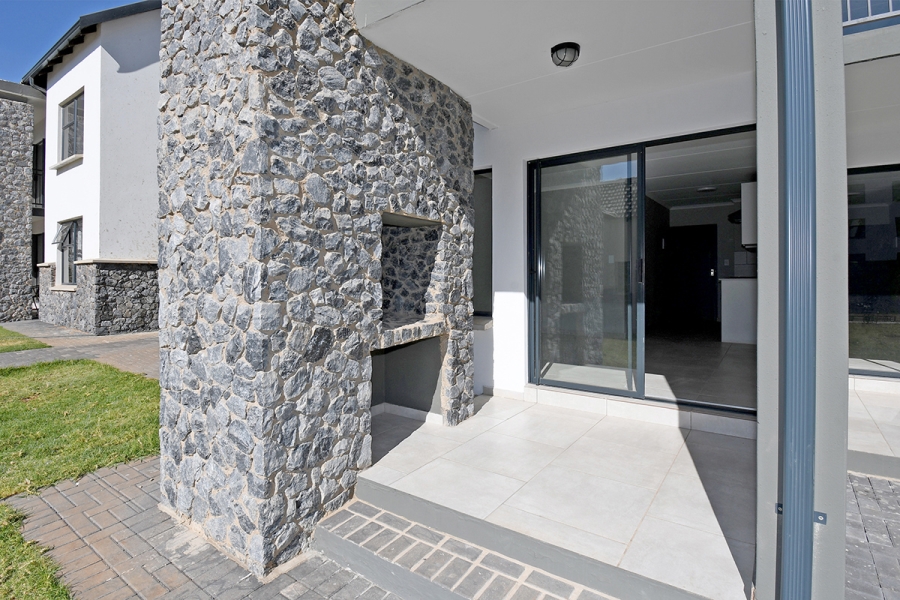 2 Bedroom Property for Sale in Glen Marais Gauteng
