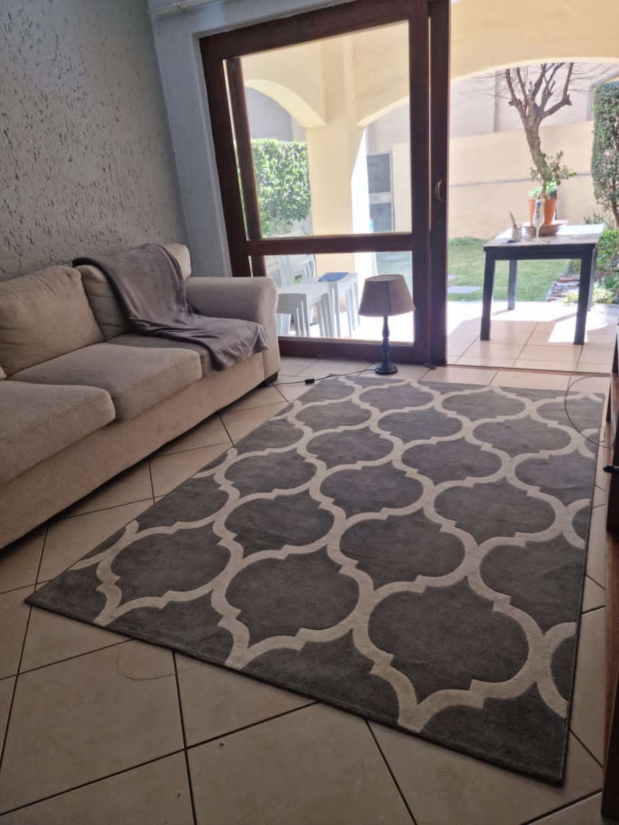 1 Bedroom Property for Sale in Lonehill Gauteng
