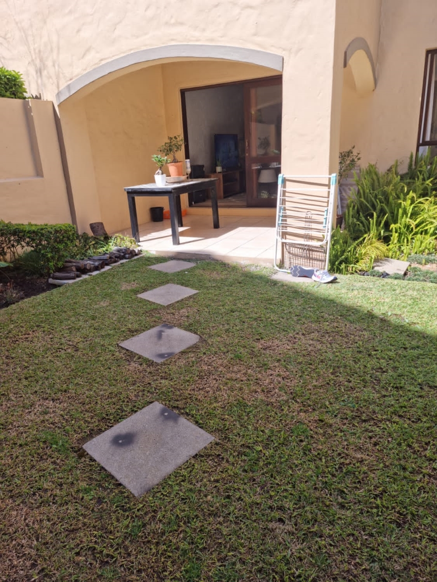 1 Bedroom Property for Sale in Lonehill Gauteng
