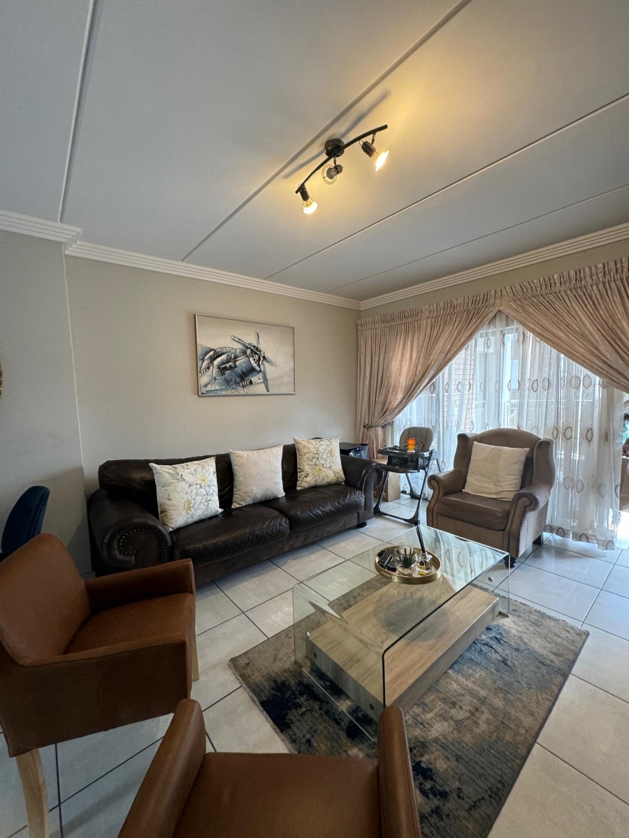 2 Bedroom Property for Sale in Eveleigh Gauteng
