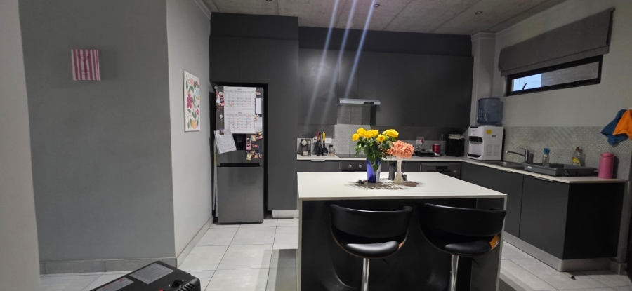 To Let 2 Bedroom Property for Rent in Brooklyn Gauteng