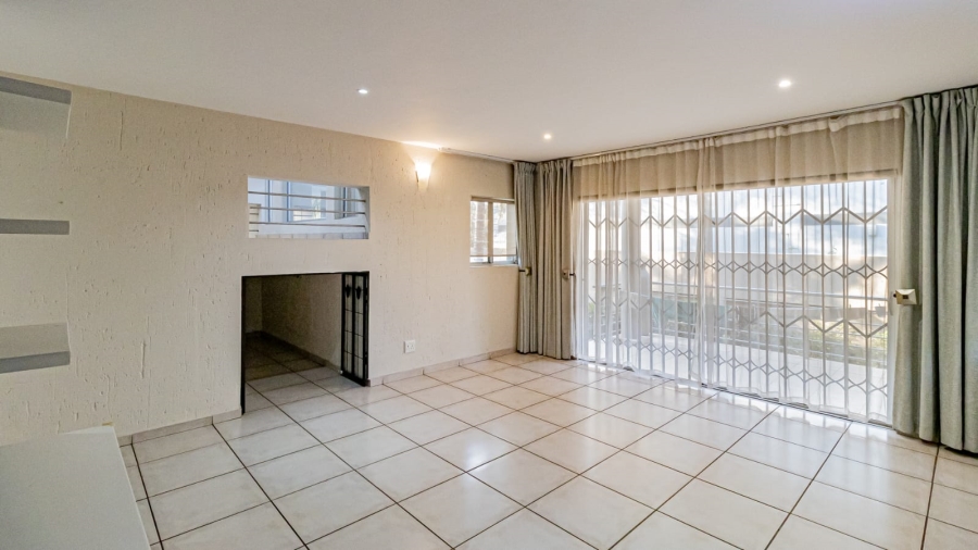 3 Bedroom Property for Sale in Bushwillow Park Estate Gauteng