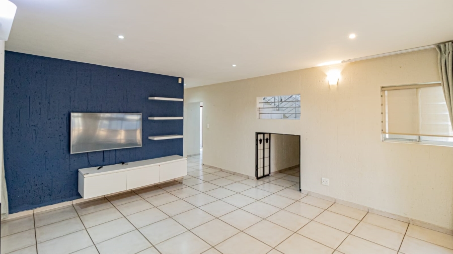 3 Bedroom Property for Sale in Bushwillow Park Estate Gauteng
