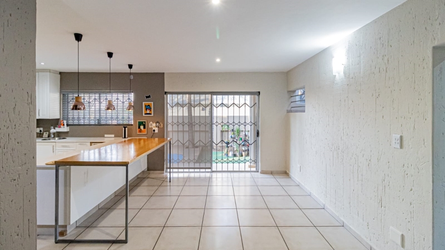 3 Bedroom Property for Sale in Bushwillow Park Estate Gauteng