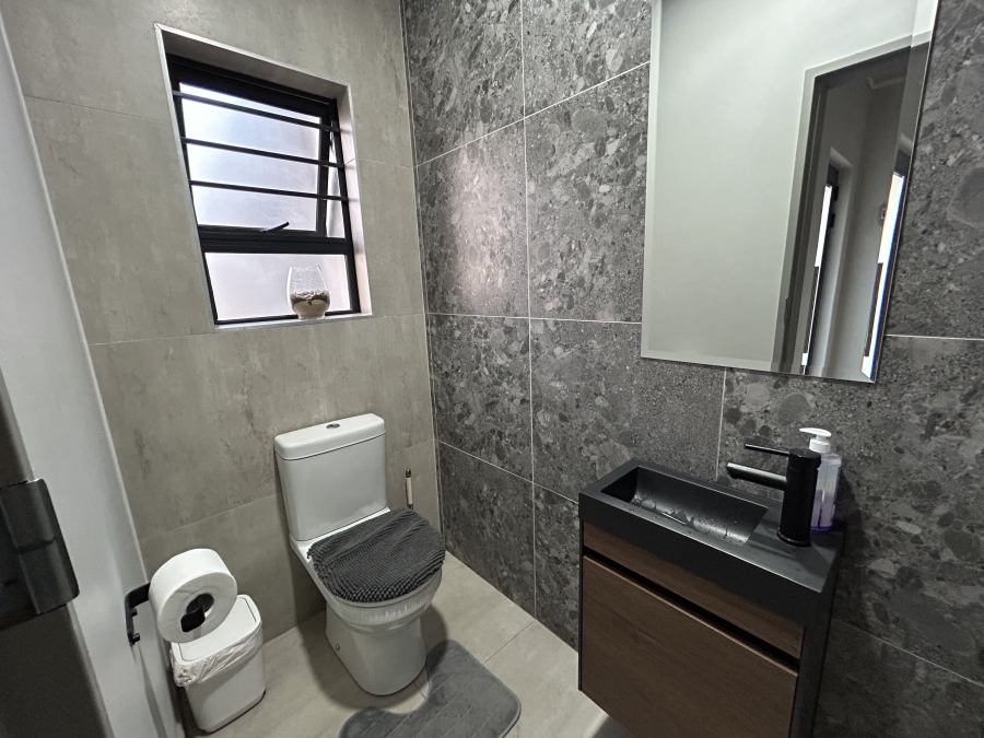 To Let 4 Bedroom Property for Rent in North Riding Gauteng