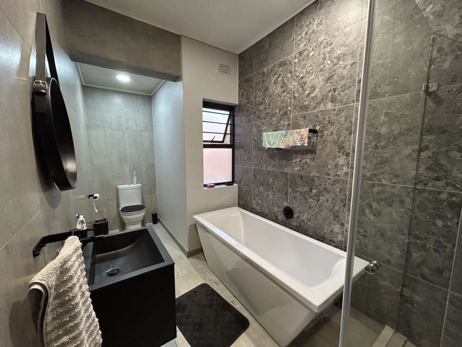 To Let 4 Bedroom Property for Rent in North Riding Gauteng