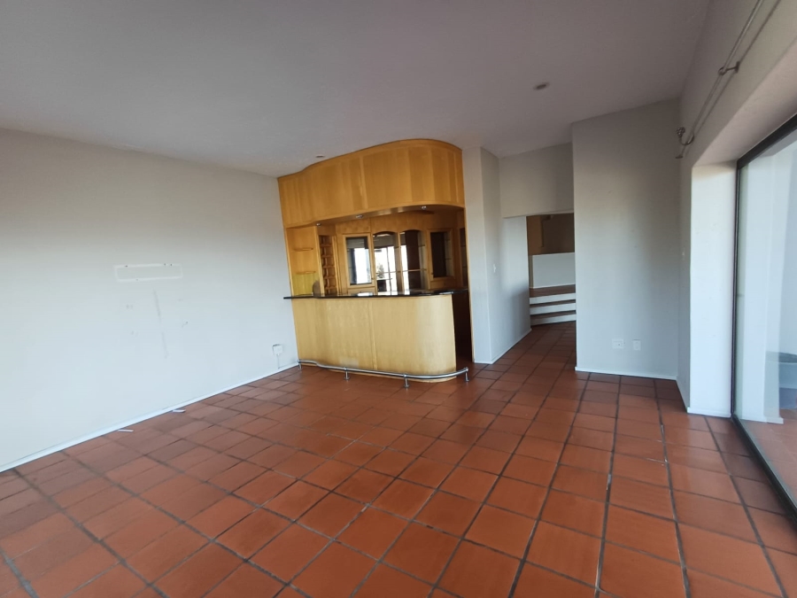 4 Bedroom Property for Sale in Helderkruin View Gauteng